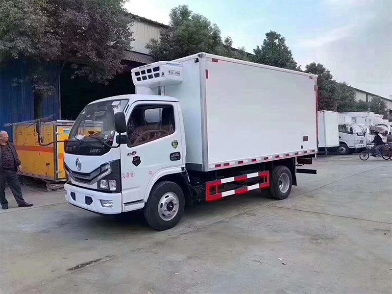 国六东风多利卡冷藏车