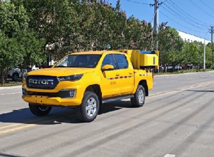 绿牌纯电动防撞缓冲车